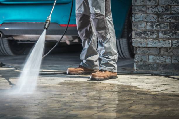 Best Driveway Pressure Washing  in Central Islip, NY